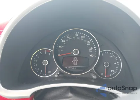 2012 Volkswagen Beetle 2.5L z USA, uszkodzony, nr VIN 3VWJP7AT1CM658233